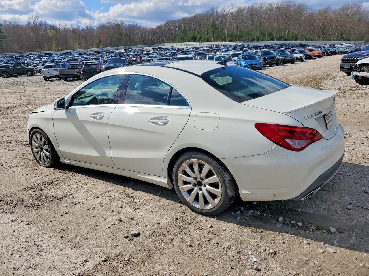 2018 Mercedes-Benz Cla 250 4Matic - zdjęcie 2