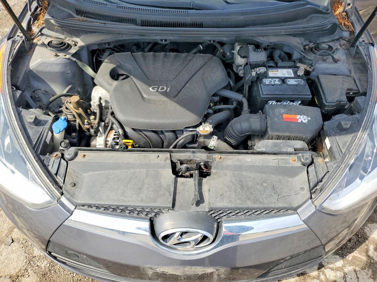2015 Hyundai Veloster Base - zdjęcie 11