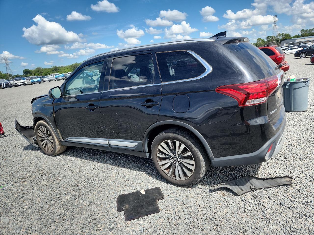 2020 Mitsubishi Outlander Se - zdjęcie 2