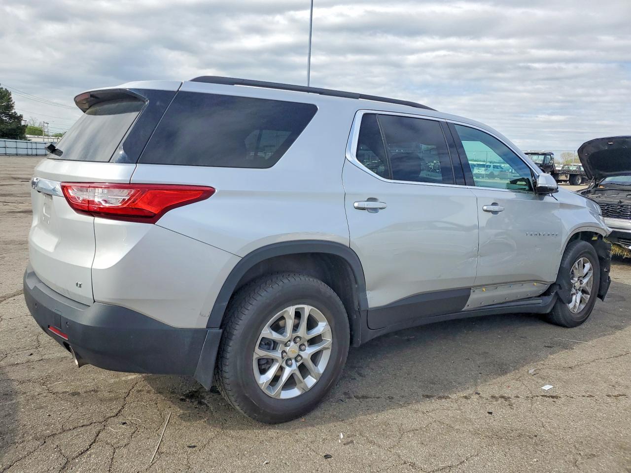 2019 Chevrolet Traverse Lt - zdjęcie 3