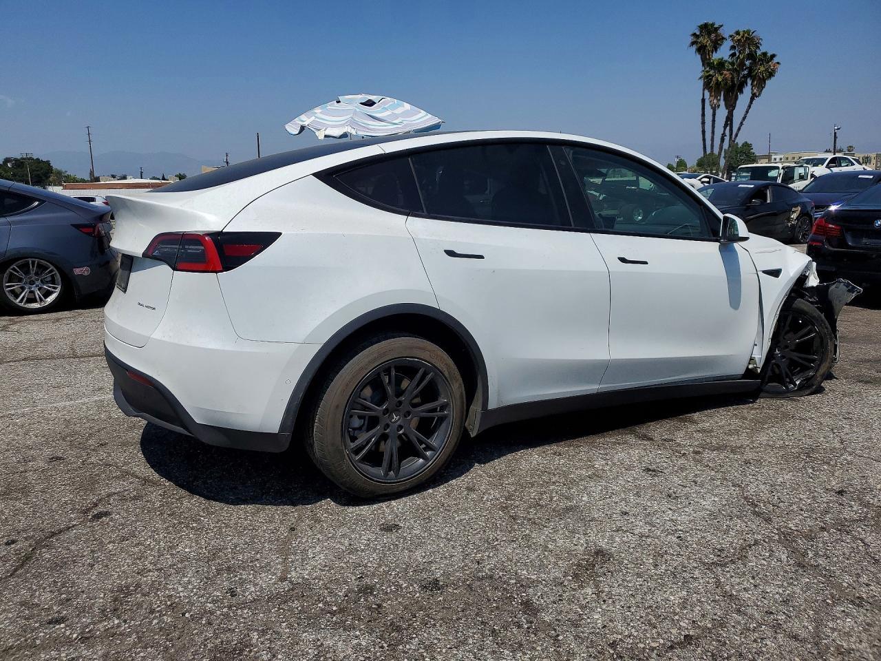 2020 Tesla Model Y - zdjęcie 3