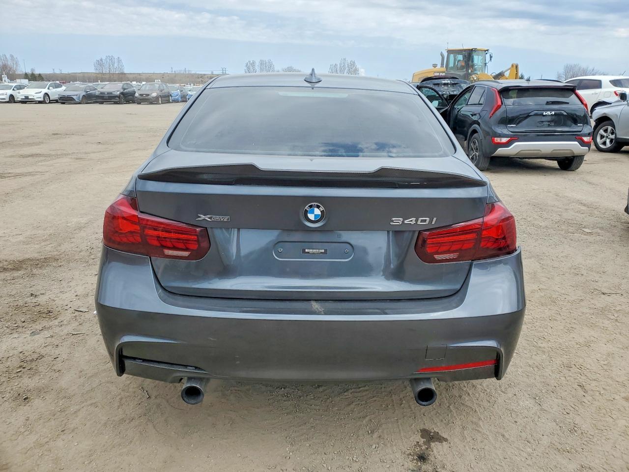 2016 BMW 340 Xi - zdjęcie 6