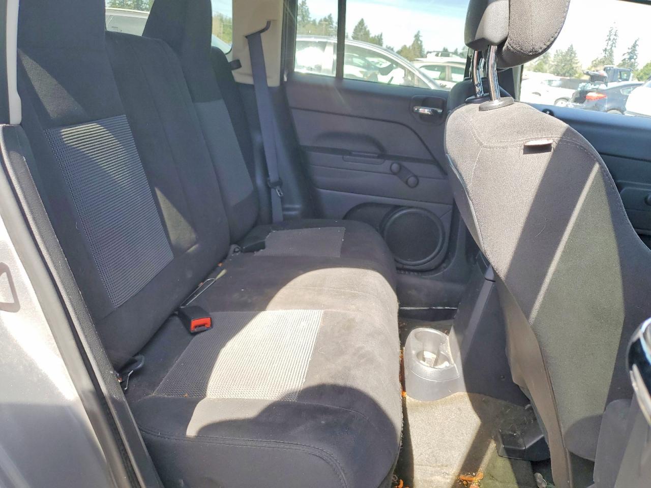 2016 Jeep Patriot Sport - zdjęcie 11