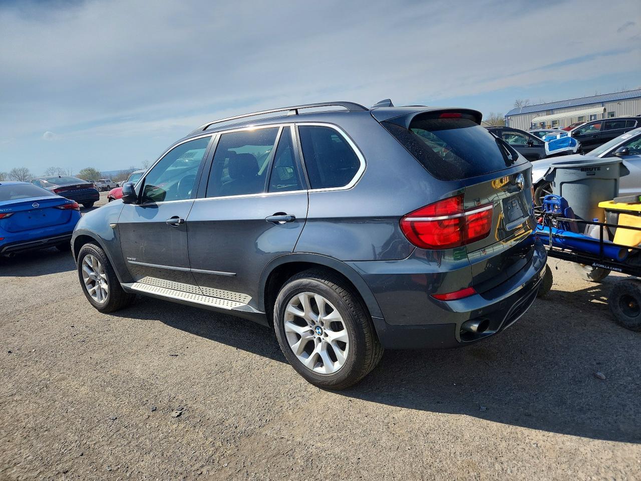 2013 BMW X5 xDrive35I - zdjęcie 2