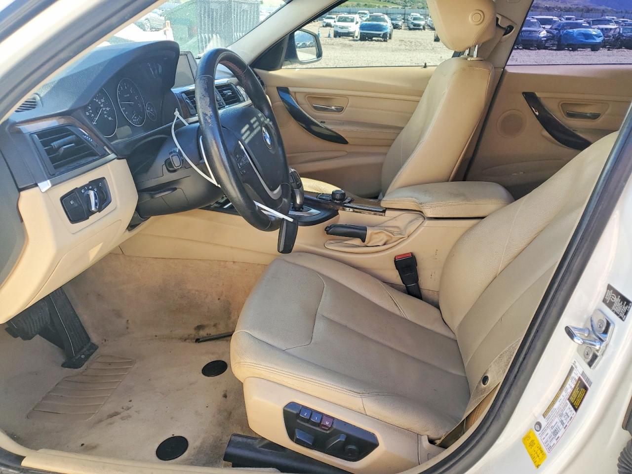 2013 BMW 328 I - zdjęcie 7