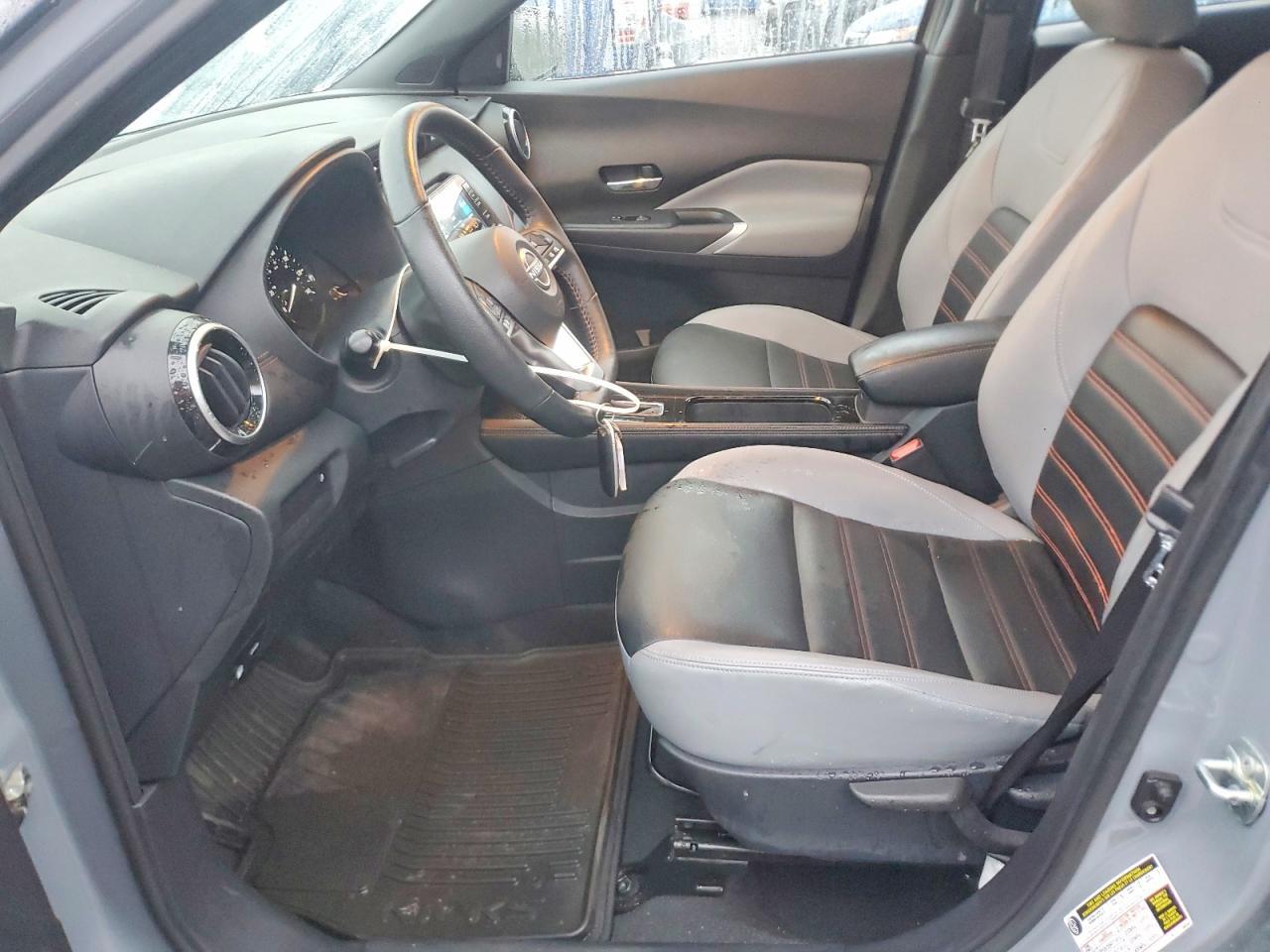 2023 Nissan Kicks Sr - zdjęcie 7