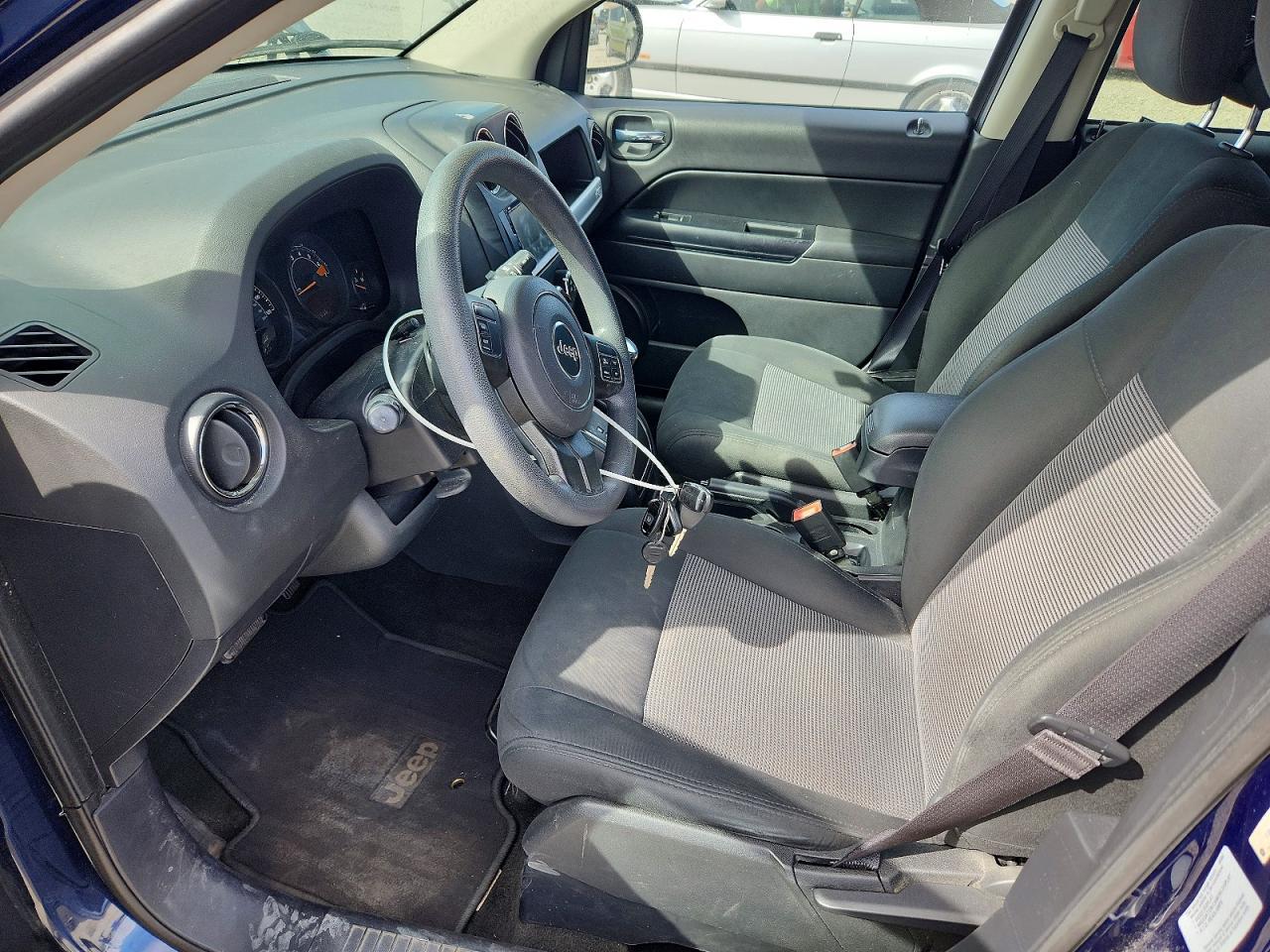 2015 Jeep Compass Sport - zdjęcie 7