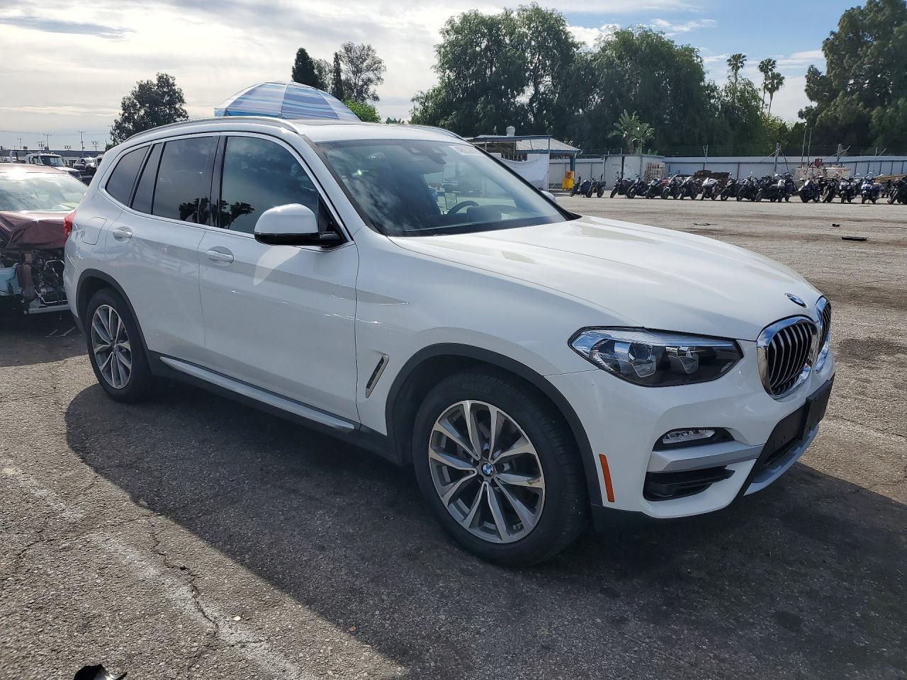 2019 BMW X3 Sdrive30I - zdjęcie 4