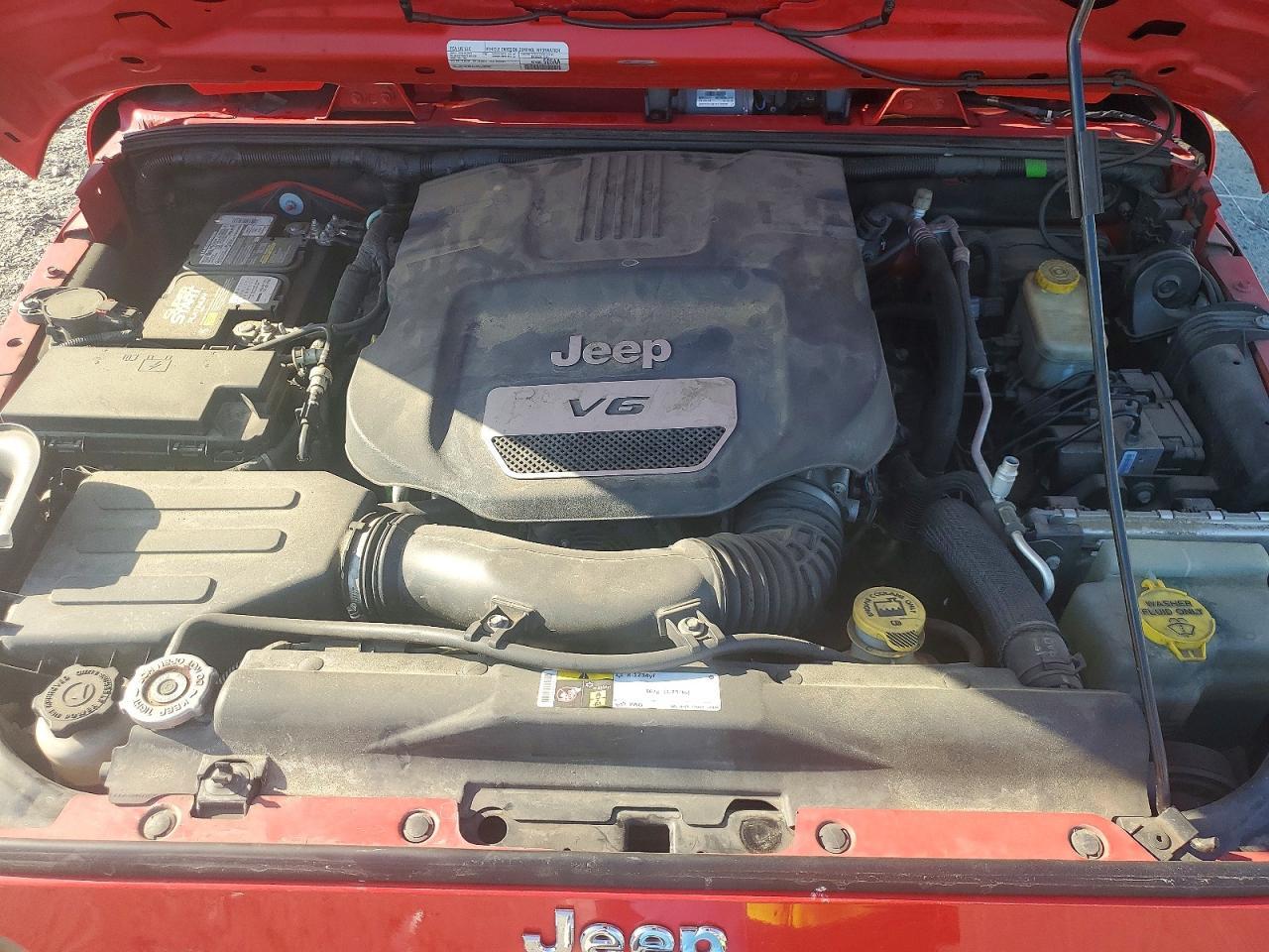 2016 Jeep Wrangler Unlimited Sport - zdjęcie 12
