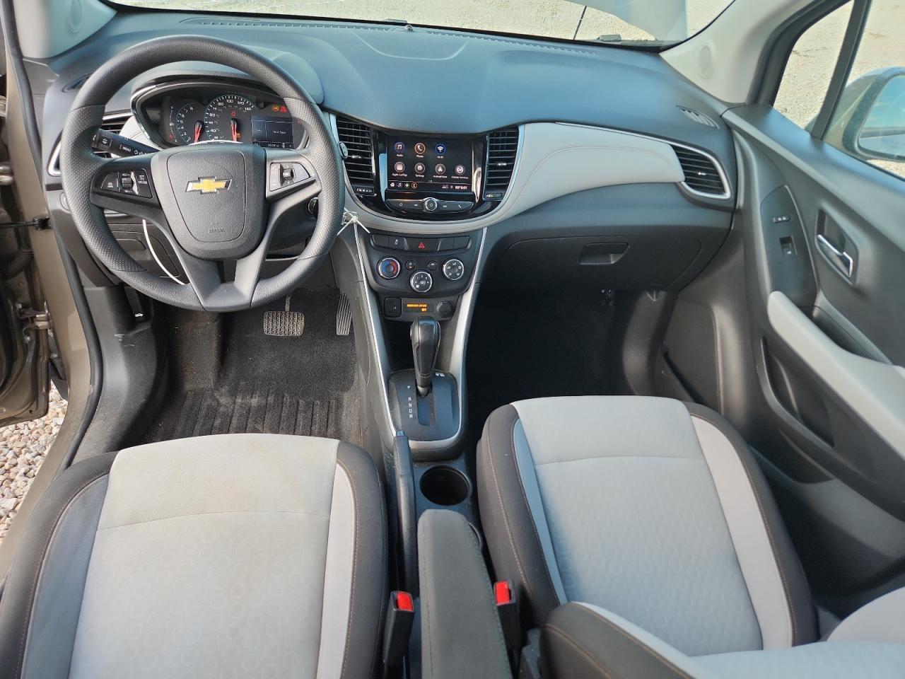 2022 Chevrolet Trax Ls - zdjęcie 8