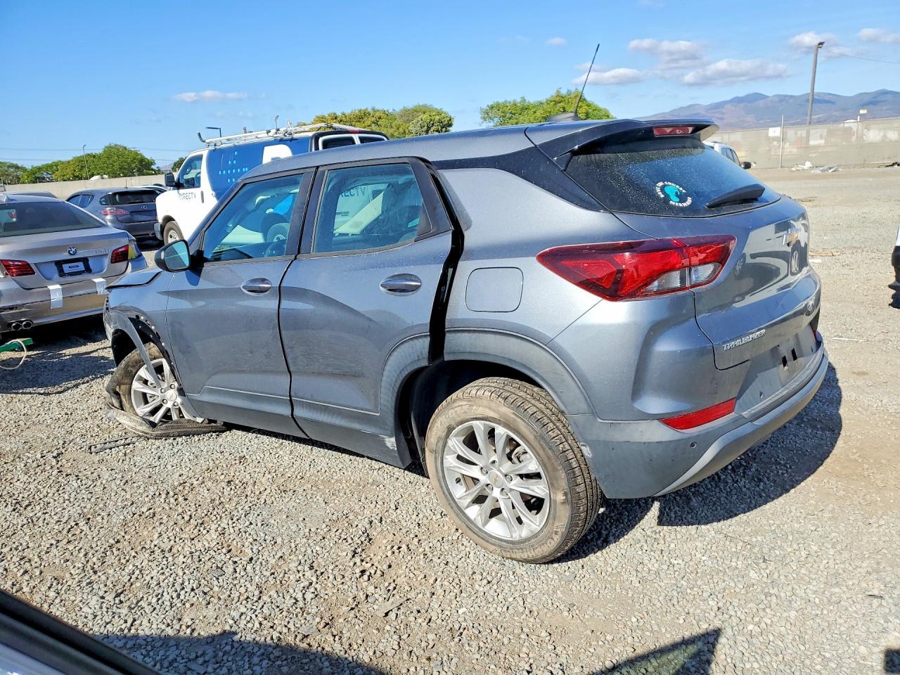2021 Chevrolet Trailblazer Ls - zdjęcie 2