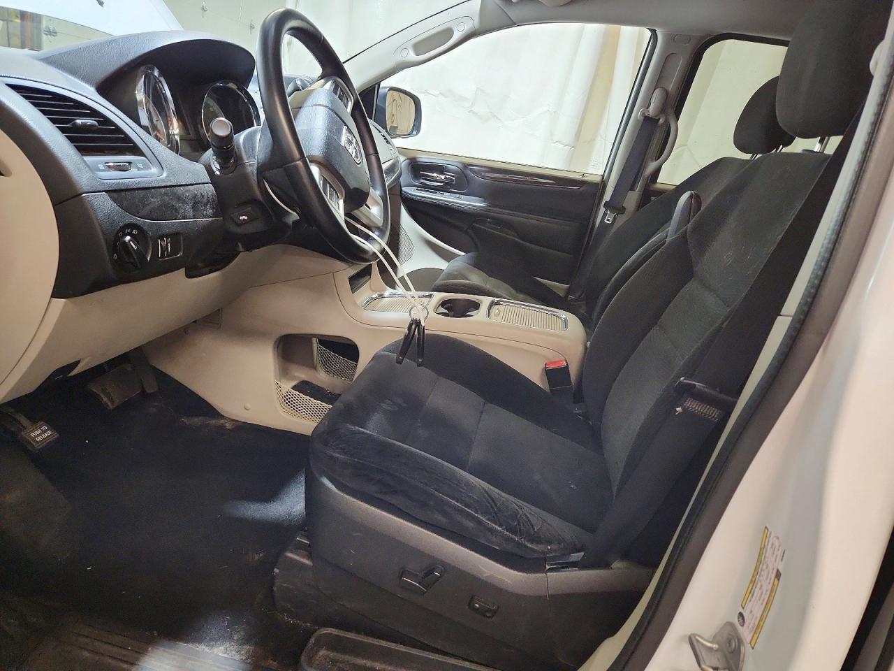 2014 Dodge Grand Caravan Sxt - zdjęcie 7