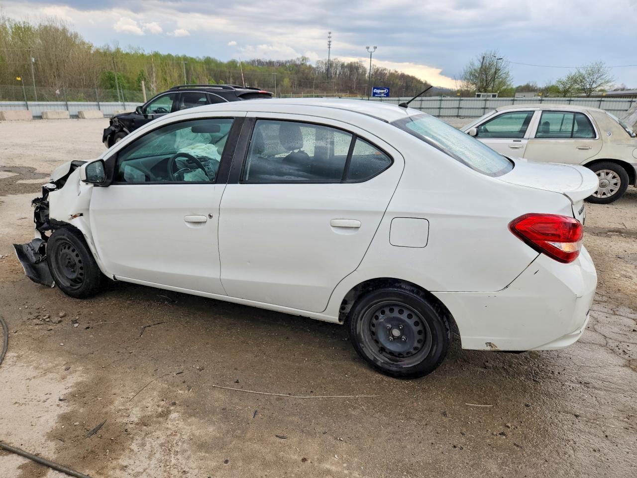 2017 Mitsubishi Mirage G4 Es - zdjęcie 2