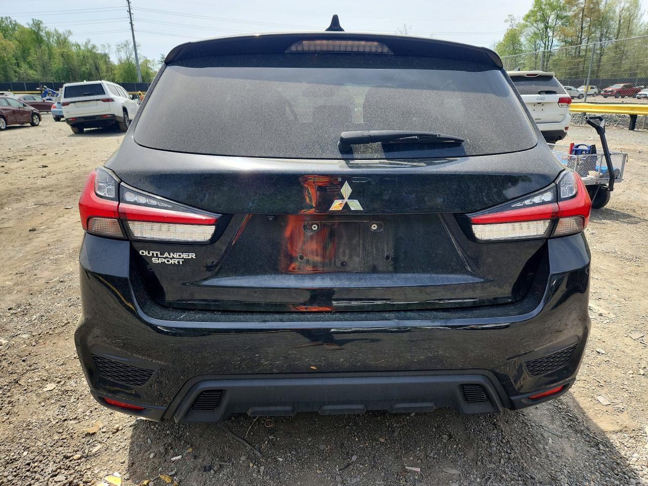 2021 Mitsubishi Outlander Sport Es - zdjęcie 6