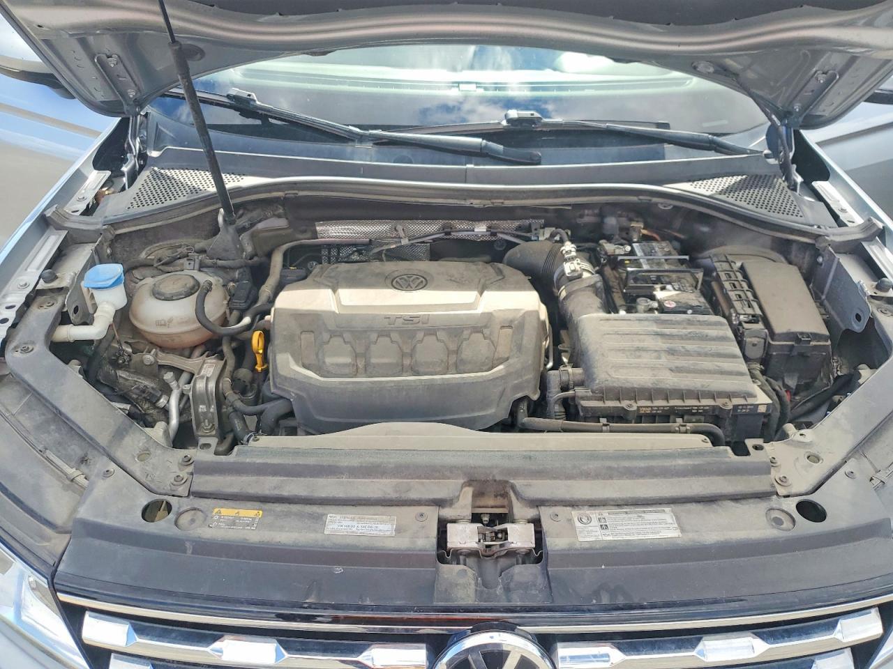 2020 Volkswagen Tiguan S - zdjęcie 12