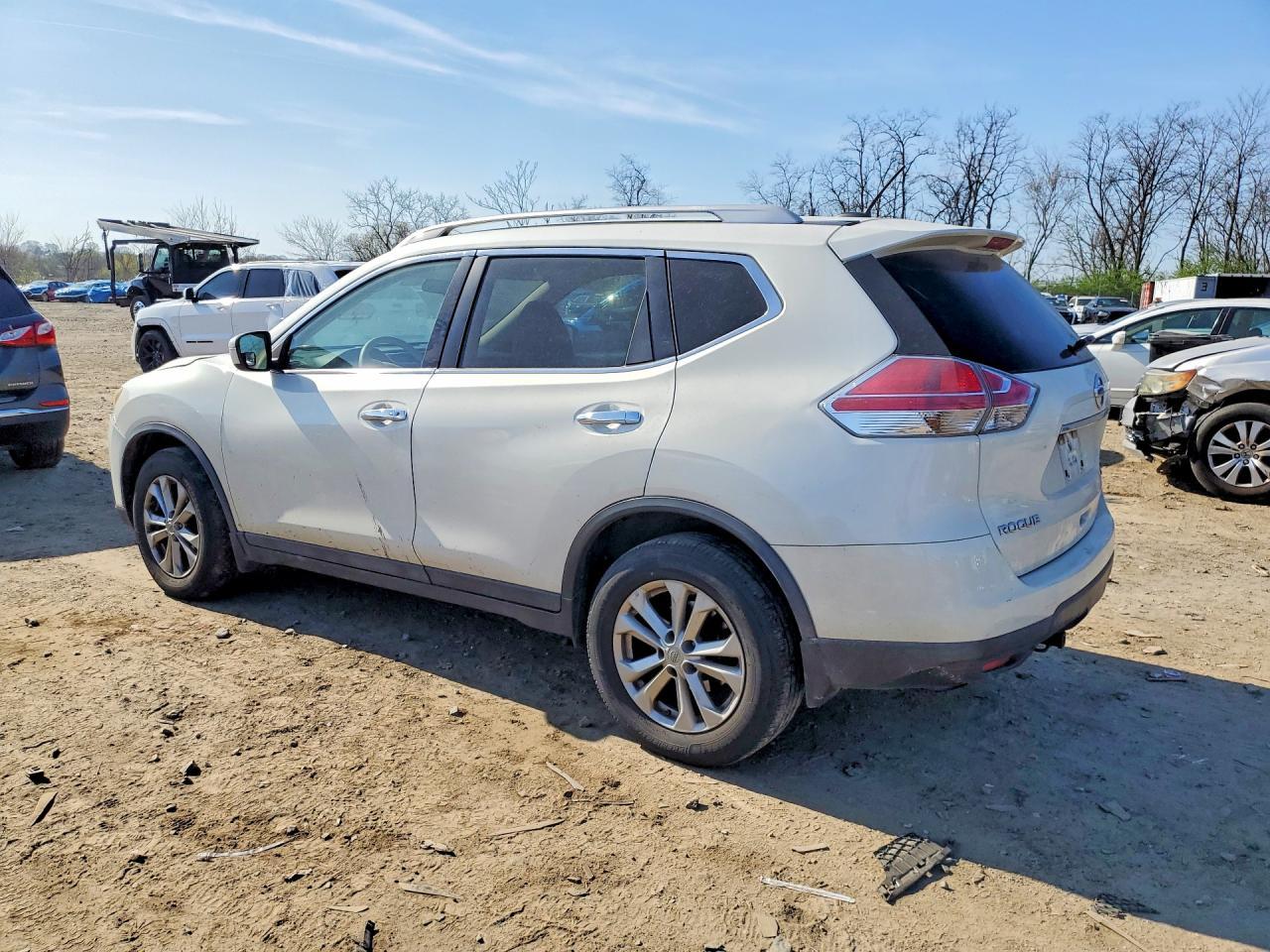 2014 Nissan Rogue Sv - zdjęcie 2