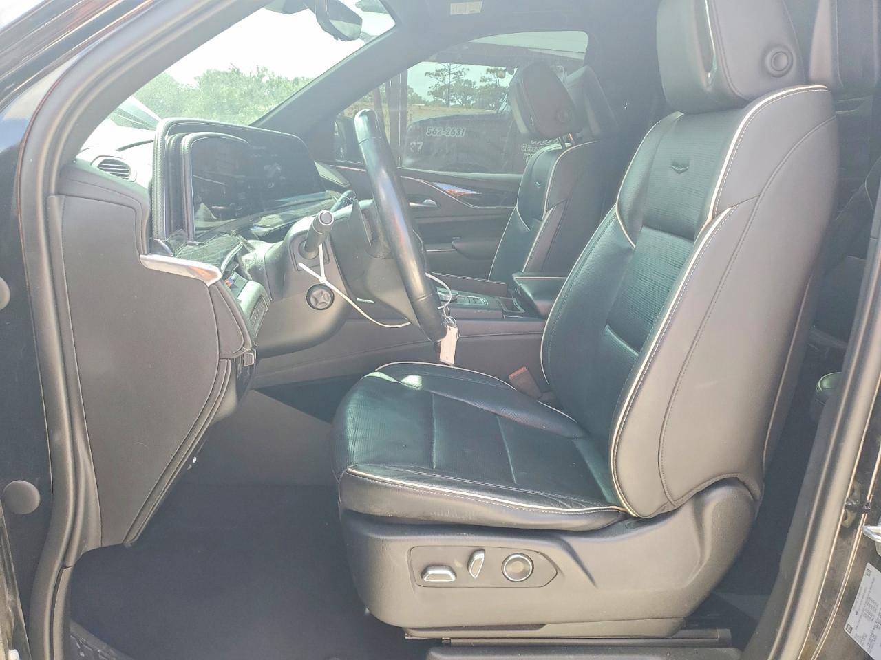 2021 Cadillac Escalade Sport - zdjęcie 7