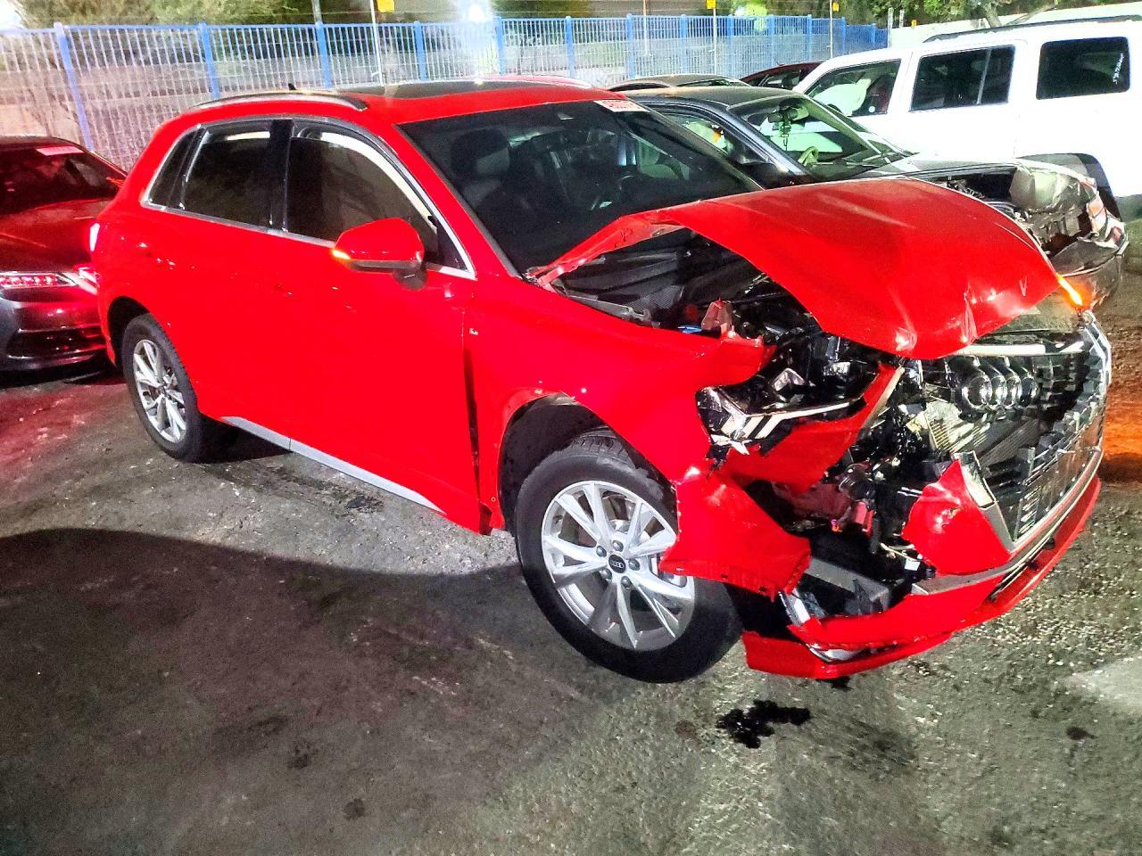 2024 Audi Q3 Premium S Line 45 - zdjęcie 4