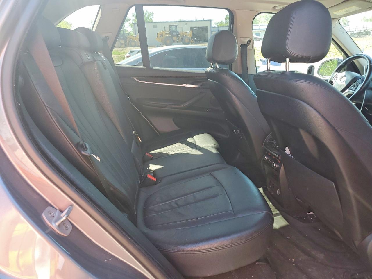 2015 BMW X5 xDrive35I - zdjęcie 10
