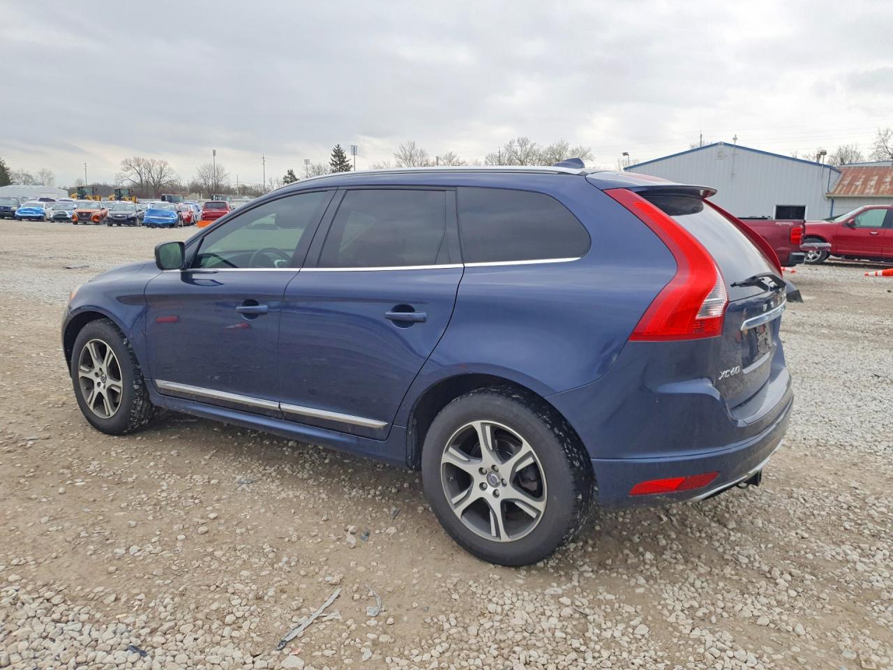 2015 Volvo Xc60 T6 Platinum - zdjęcie 2