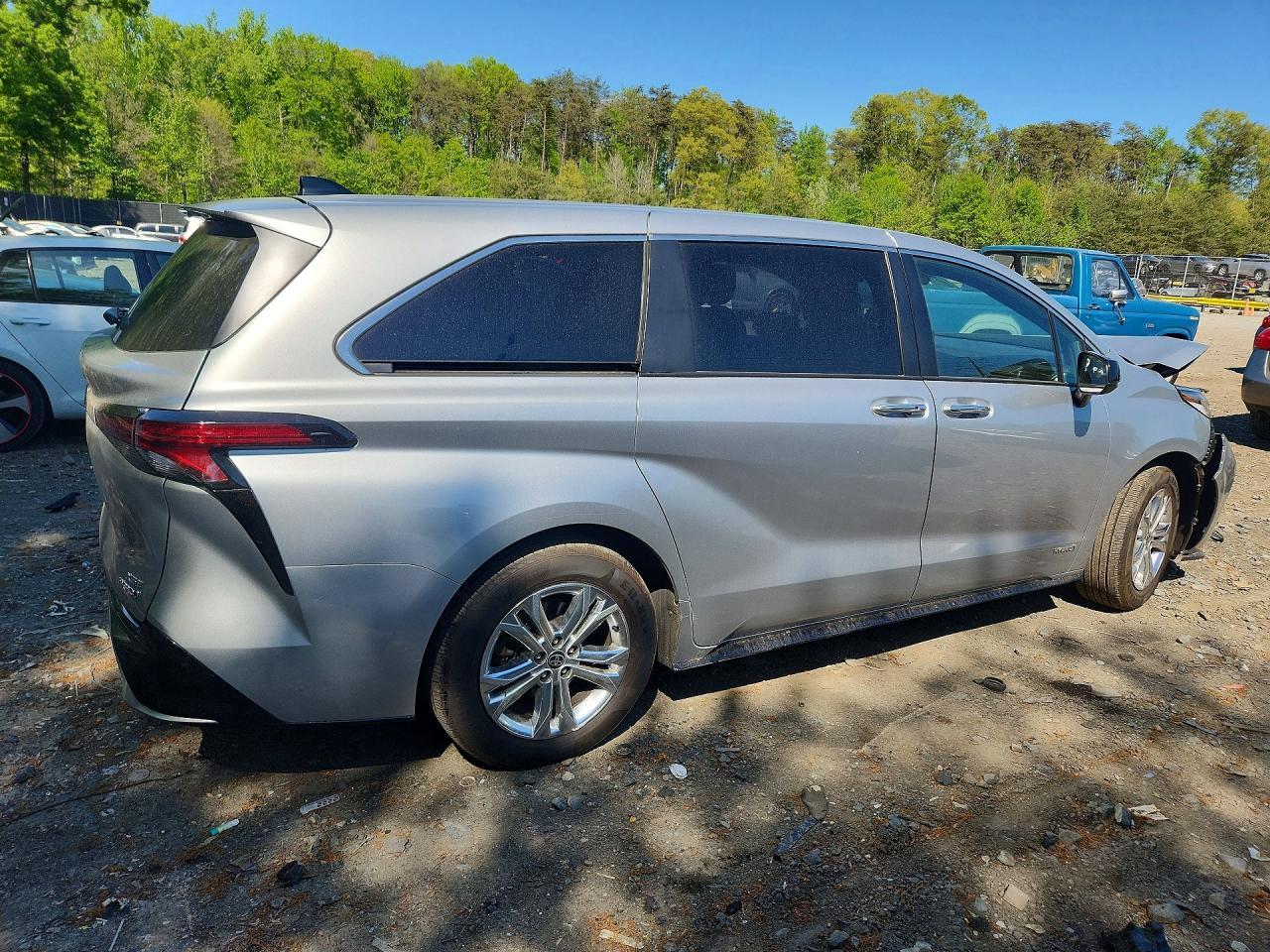 2021 Toyota Sienna Xse - zdjęcie 3