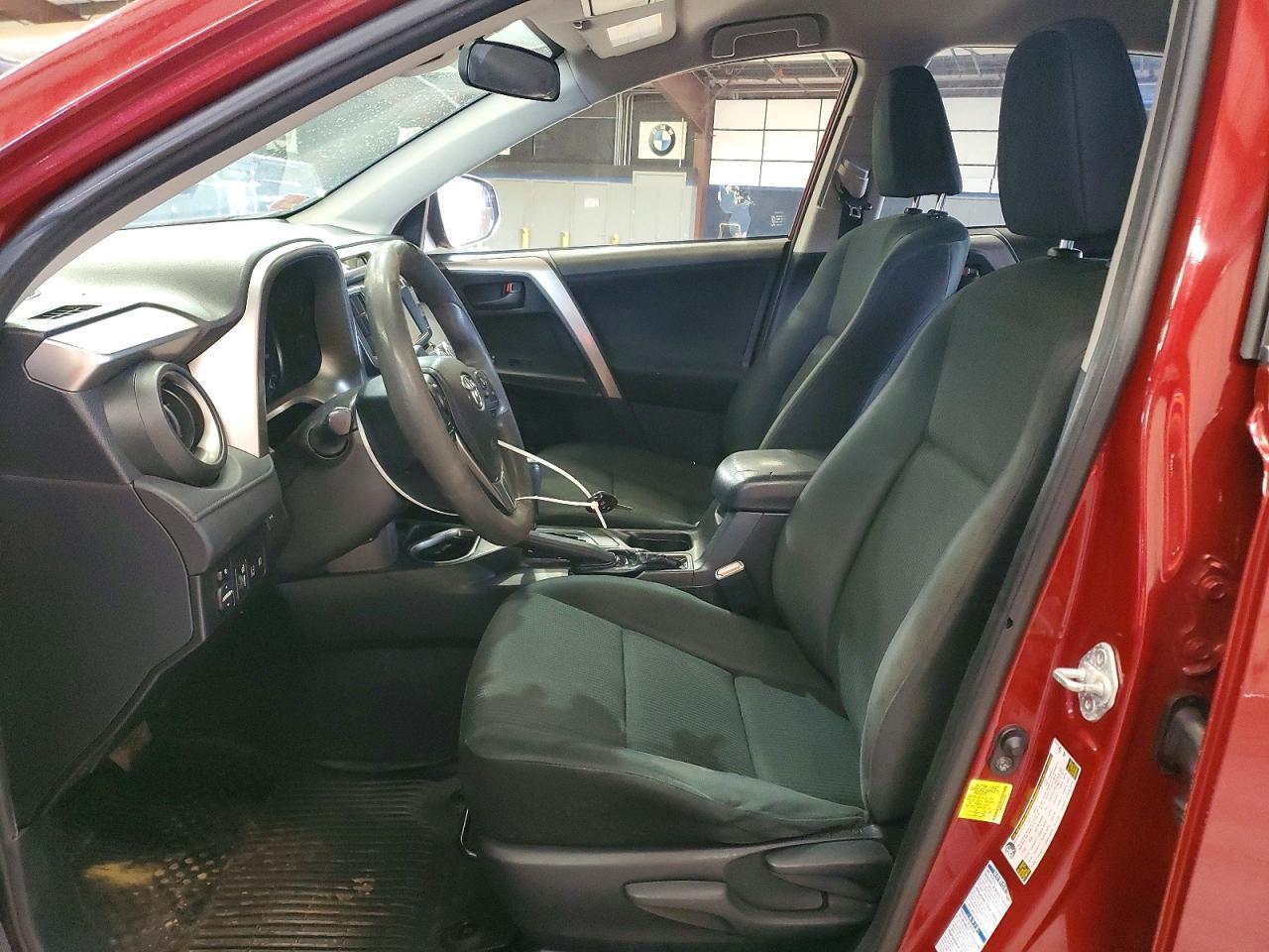 2018 Toyota Rav4 Le - zdjęcie 7