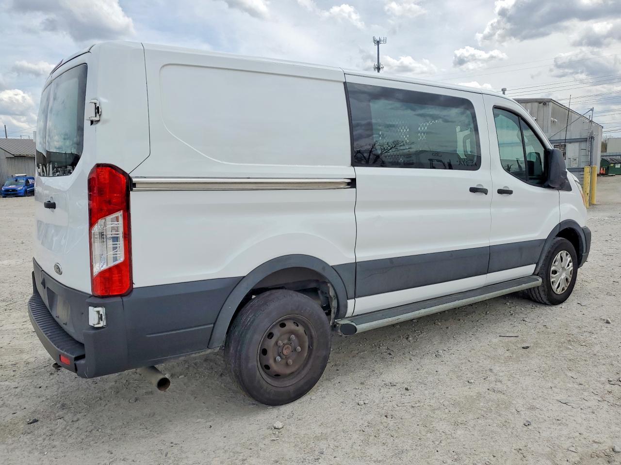 2020 Ford Transit T-250 - zdjęcie 3