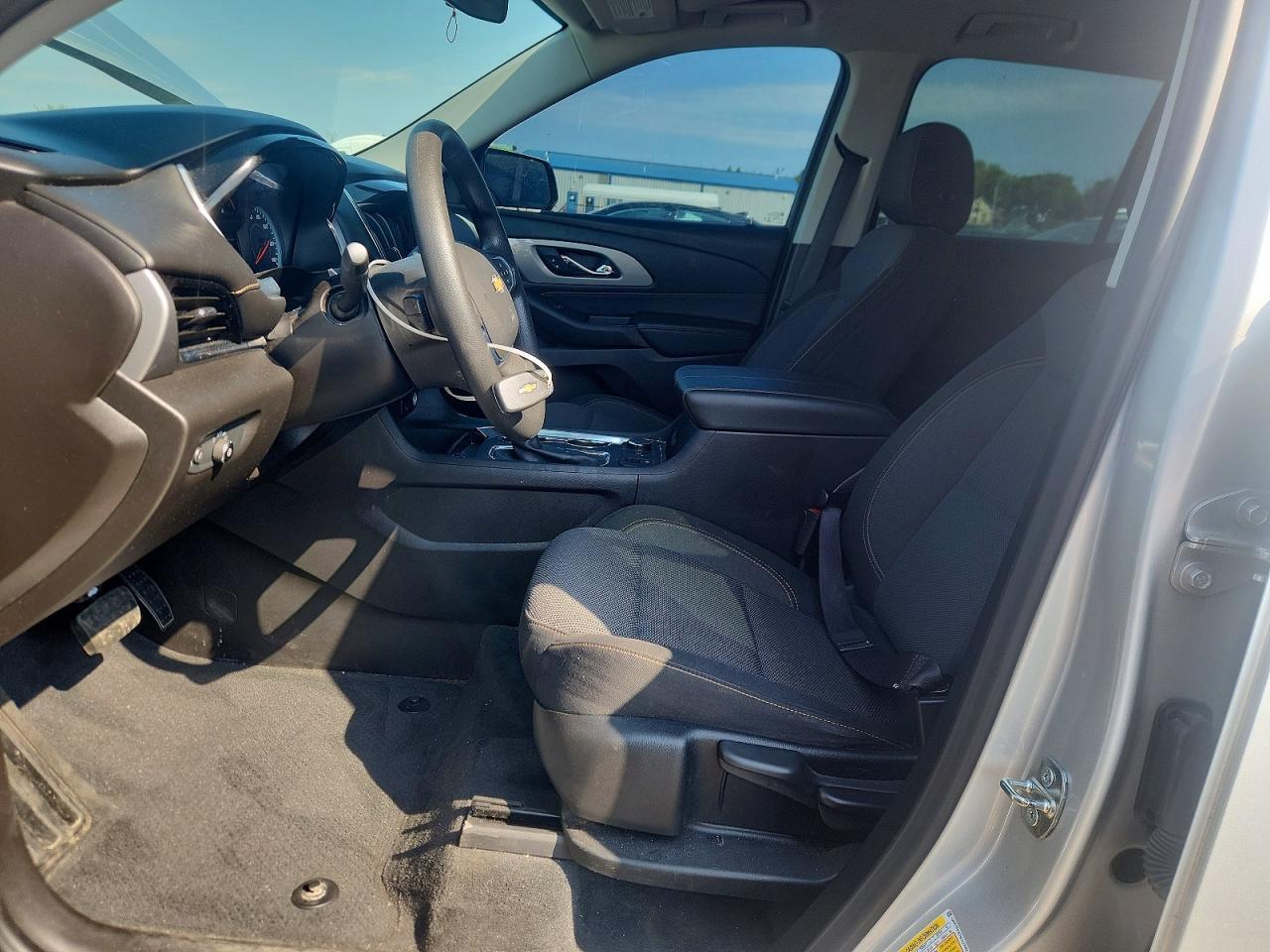 2021 Chevrolet Traverse Ls - zdjęcie 7