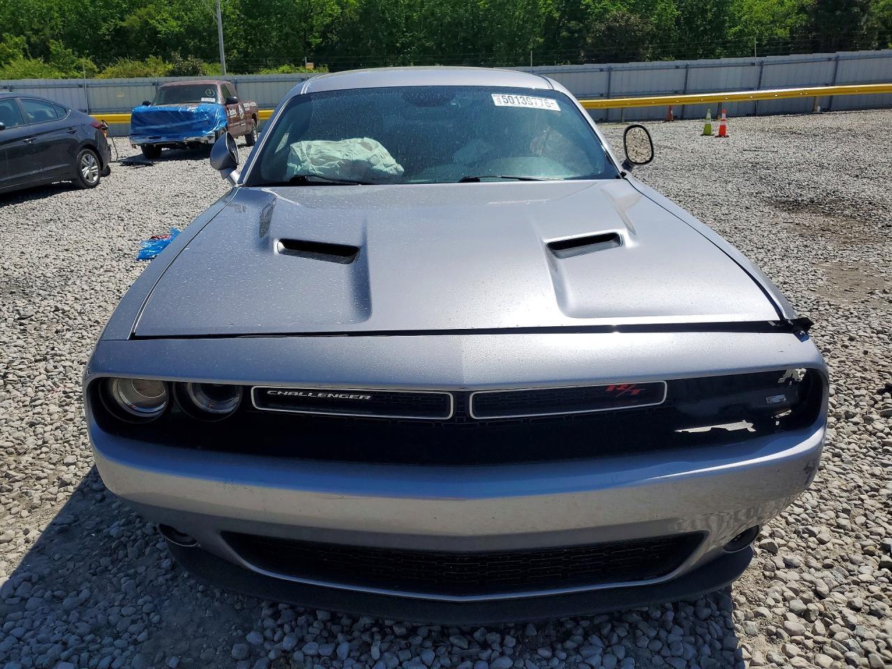 2016 Dodge Challenger R - zdjęcie 5