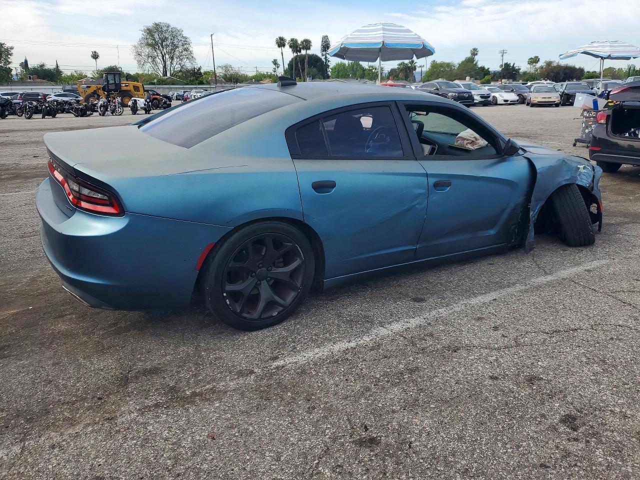 2016 Dodge Charger Sxt - zdjęcie 3
