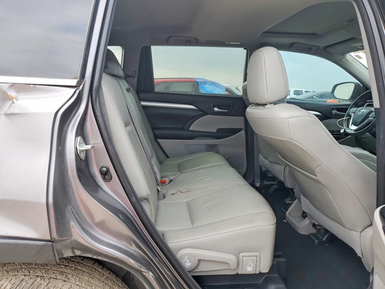 2015 Toyota Highlander Xle - zdjęcie 10