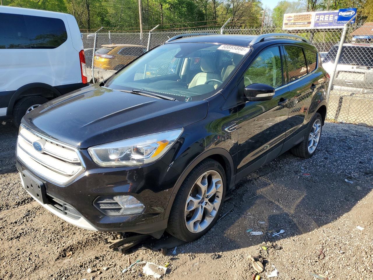 2019 Ford Escape Titanium - zdjęcie główne