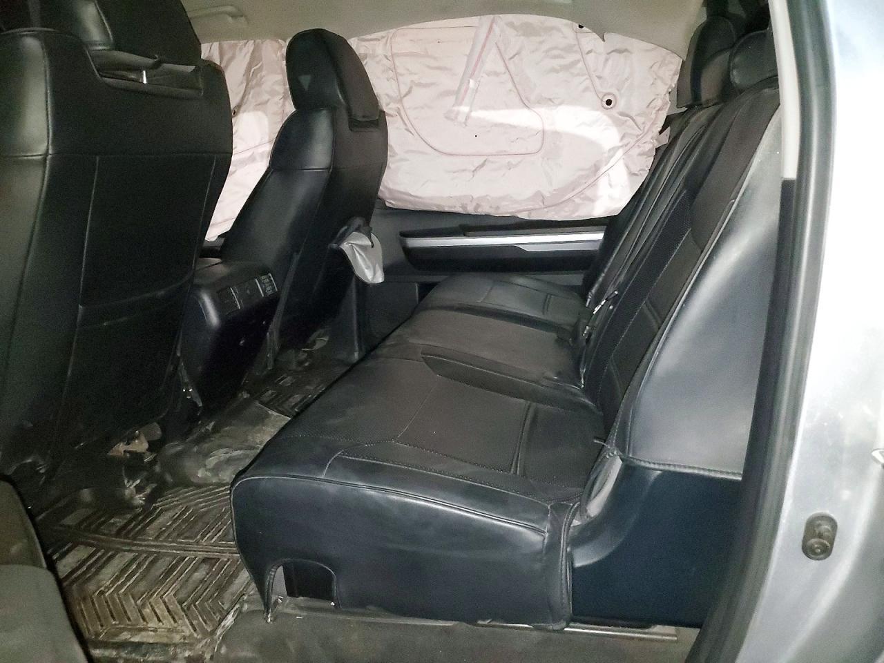 2017 Toyota Tundra Sr5 - zdjęcie 10