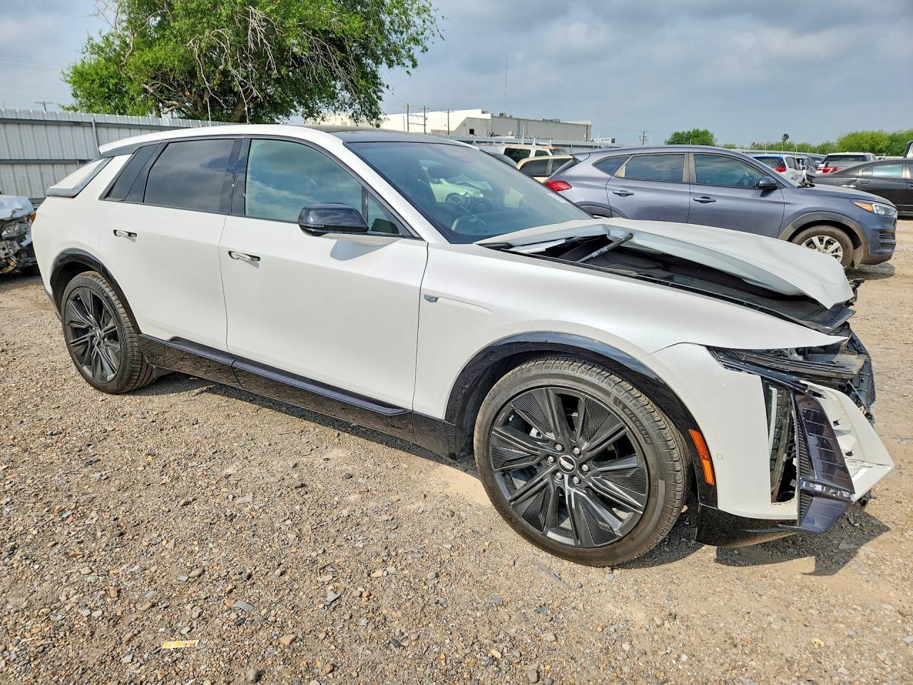 2024 Cadillac Lyriq Sport - zdjęcie 4