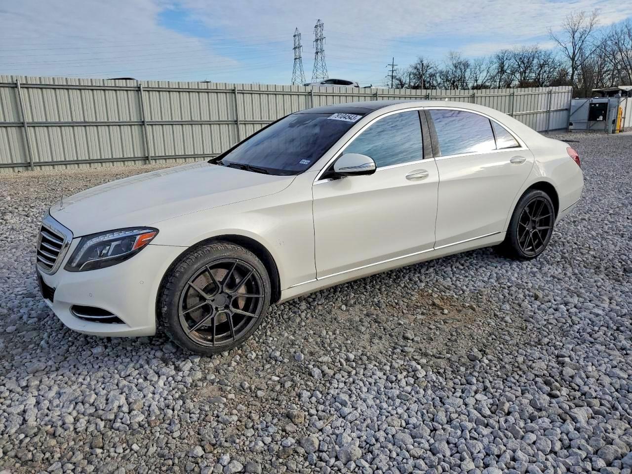 2015 Mercedes-Benz S 550 - zdjęcie główne