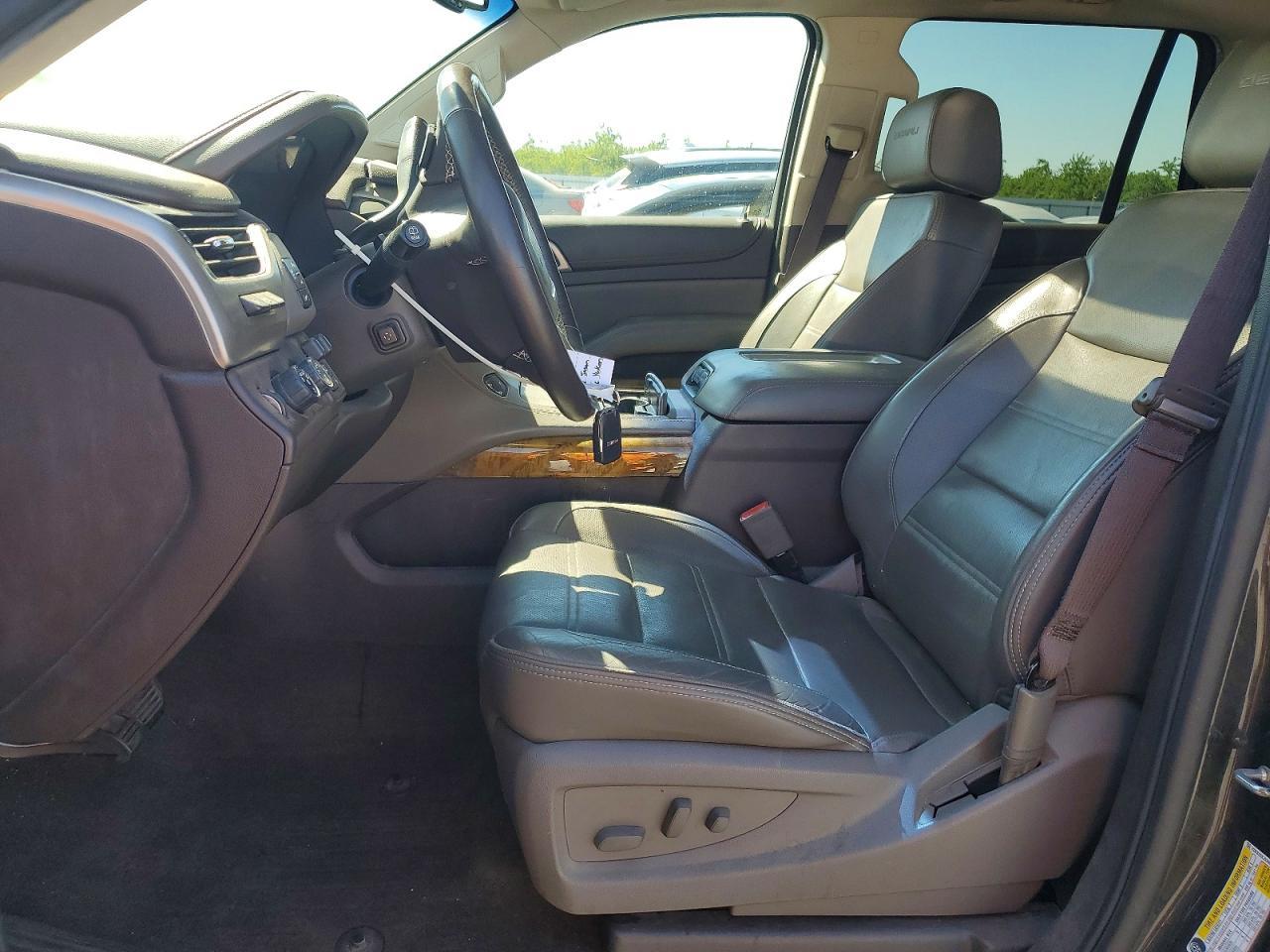 2017 GMC Yukon Denali - zdjęcie 7