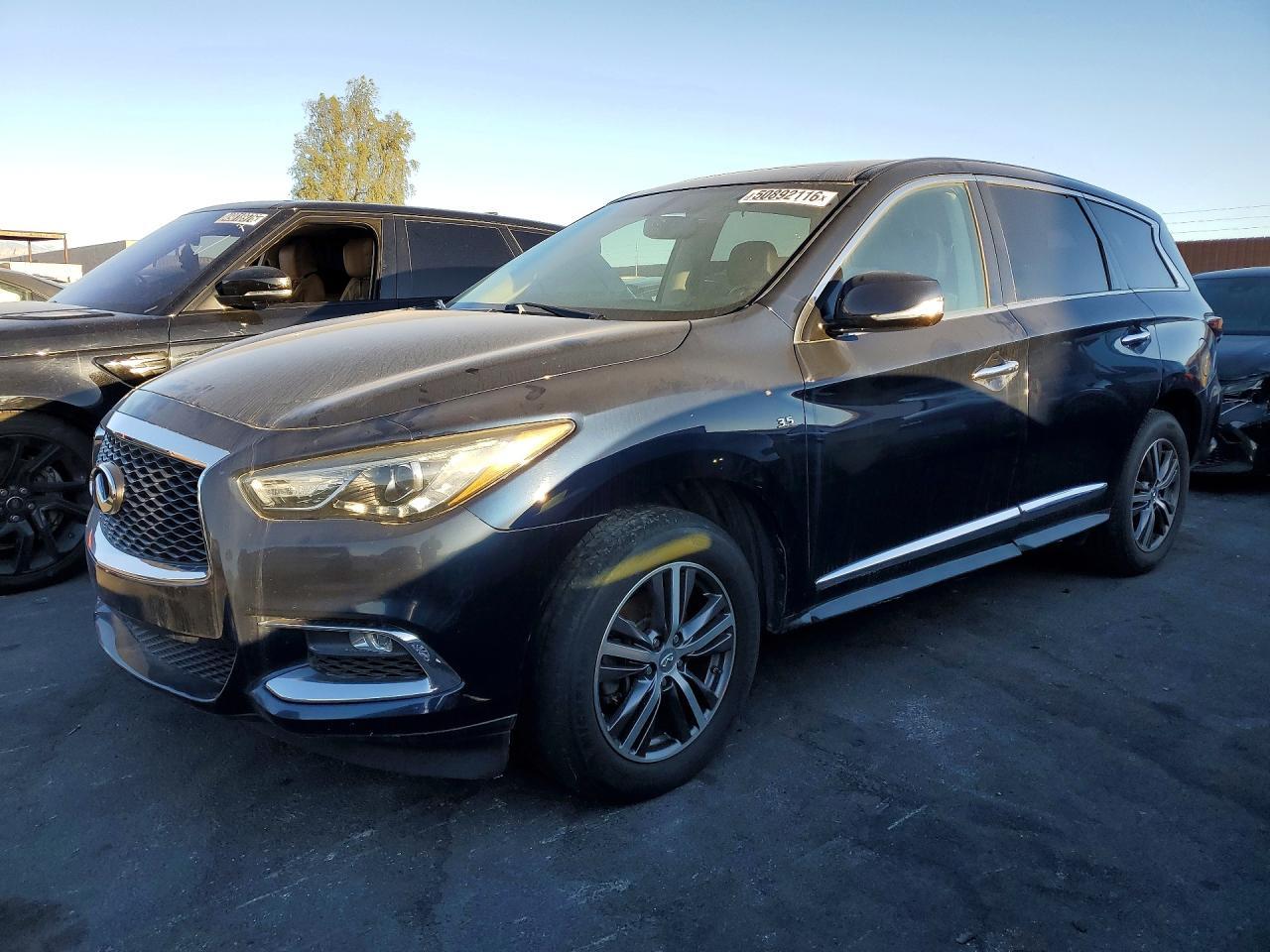 2018 Infiniti Qx60 - zdjęcie główne