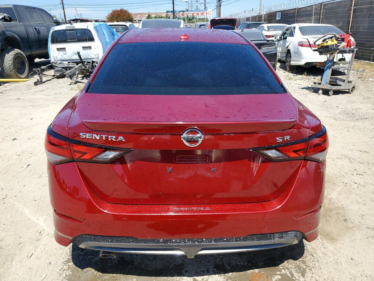 2021 Nissan Sentra Sr - zdjęcie 6