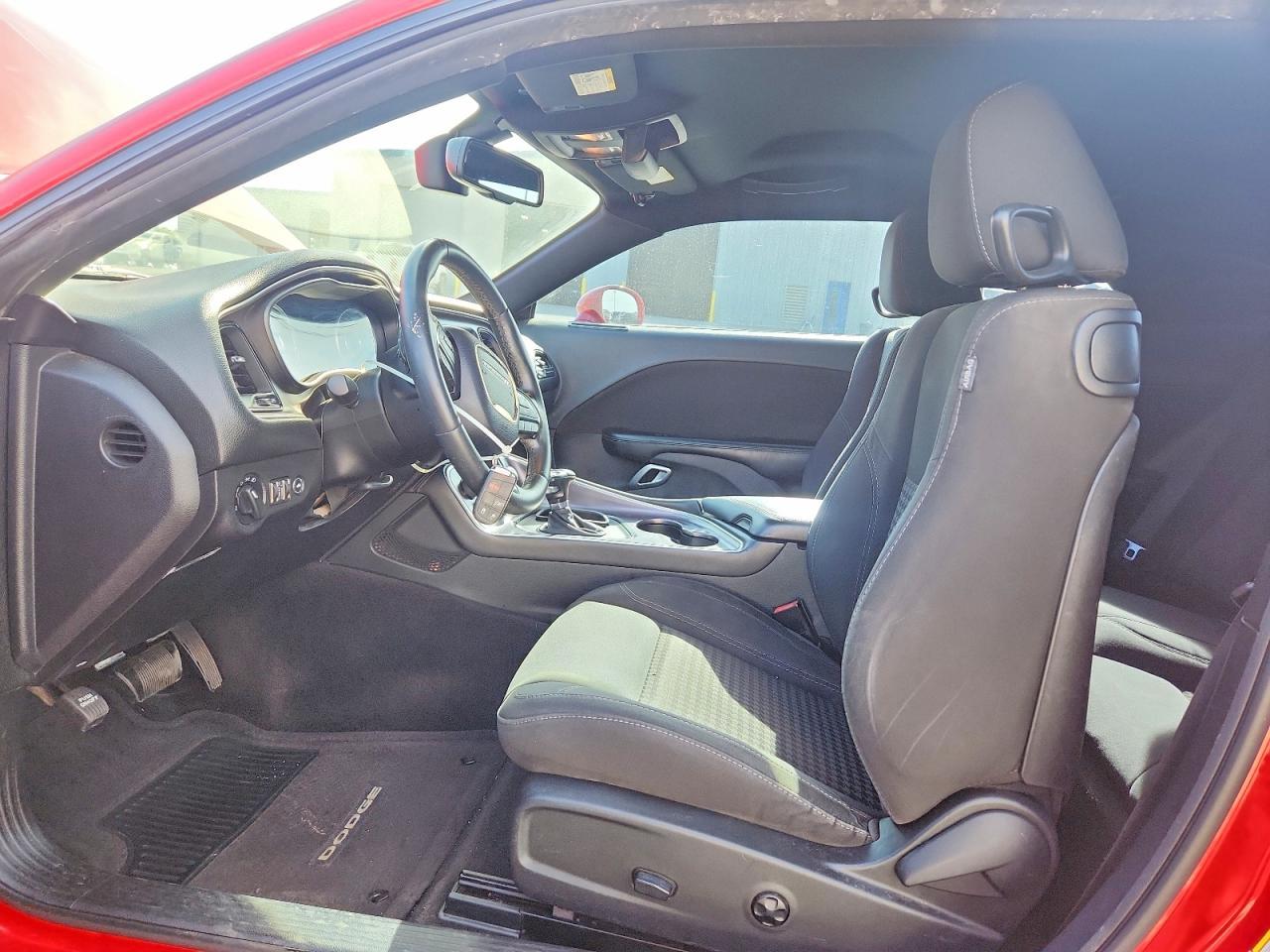 2015 Dodge Challenger Sxt - zdjęcie 7