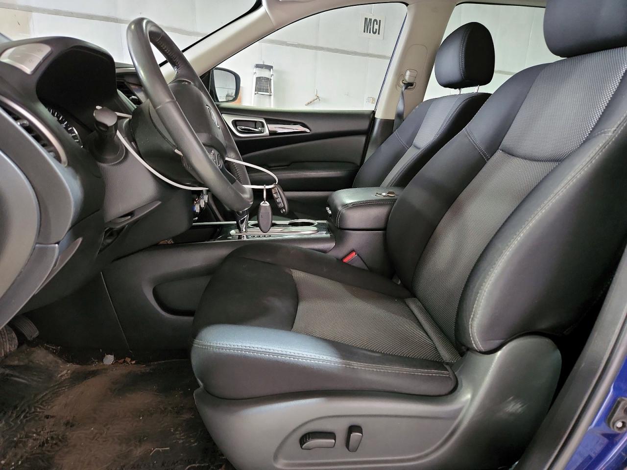 2018 Nissan Pathfinder Sv - zdjęcie 7