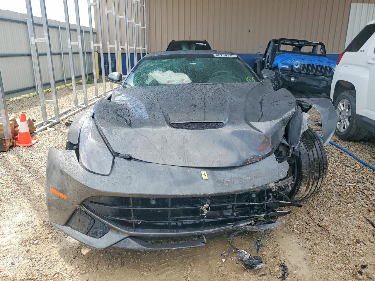 2016 Ferrari F12 Berlinetta - zdjęcie 5