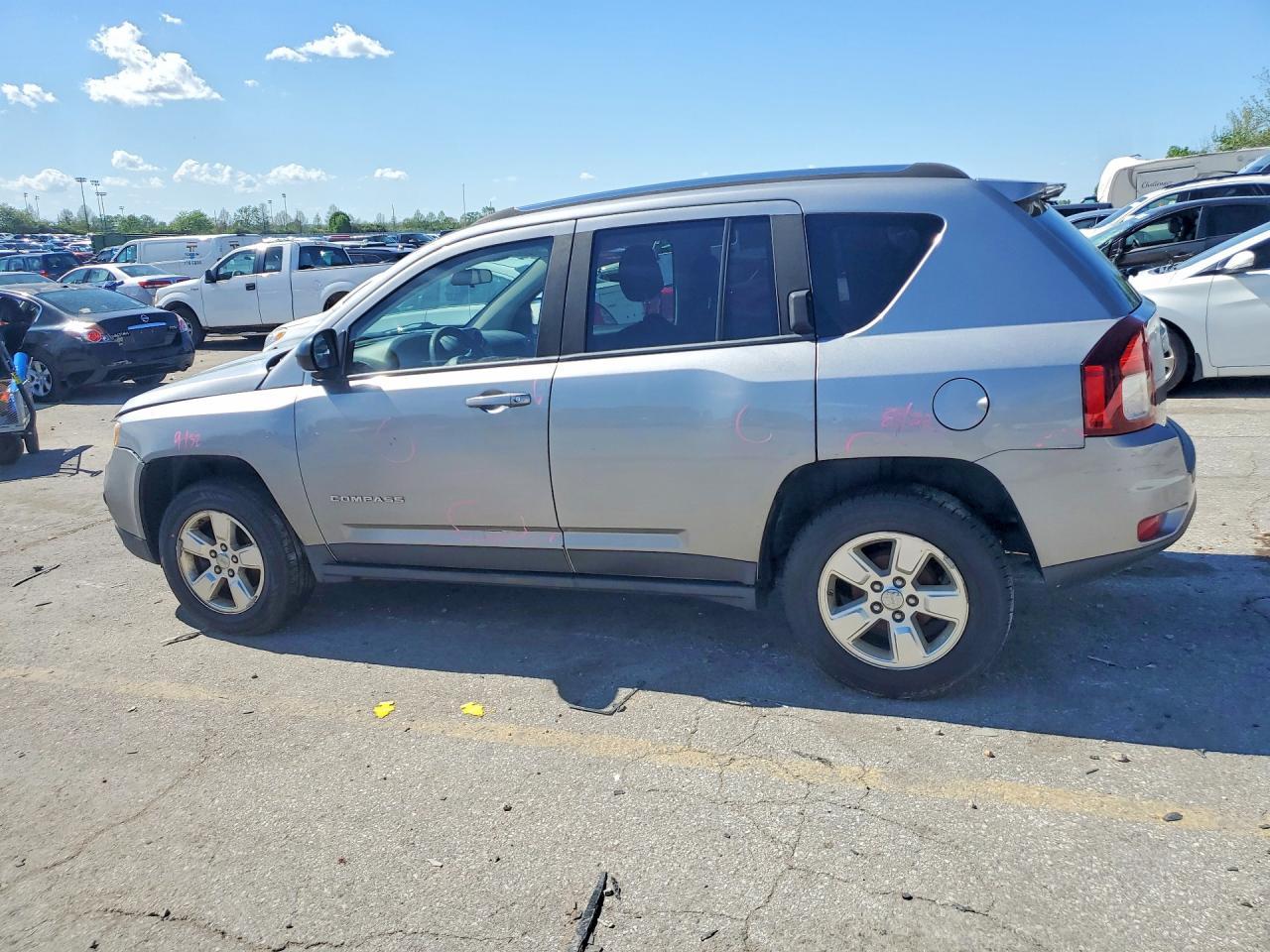 2015 Jeep Compass Sport - zdjęcie 2