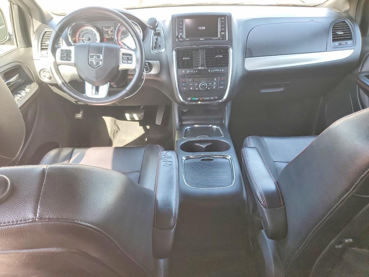 2019 Dodge Grand Caravan Gt - zdjęcie 8