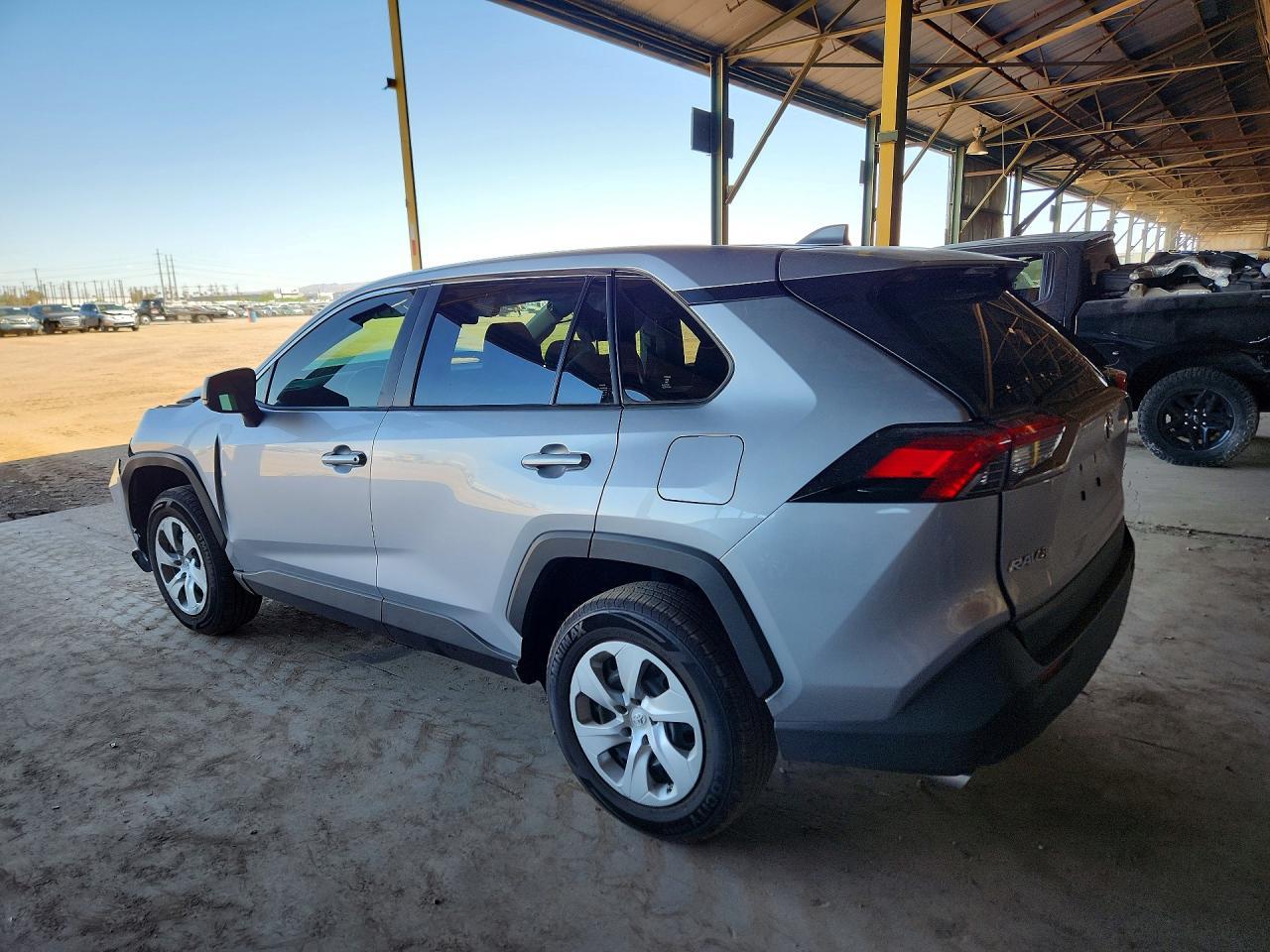 2023 Toyota Rav4 Le - zdjęcie 2