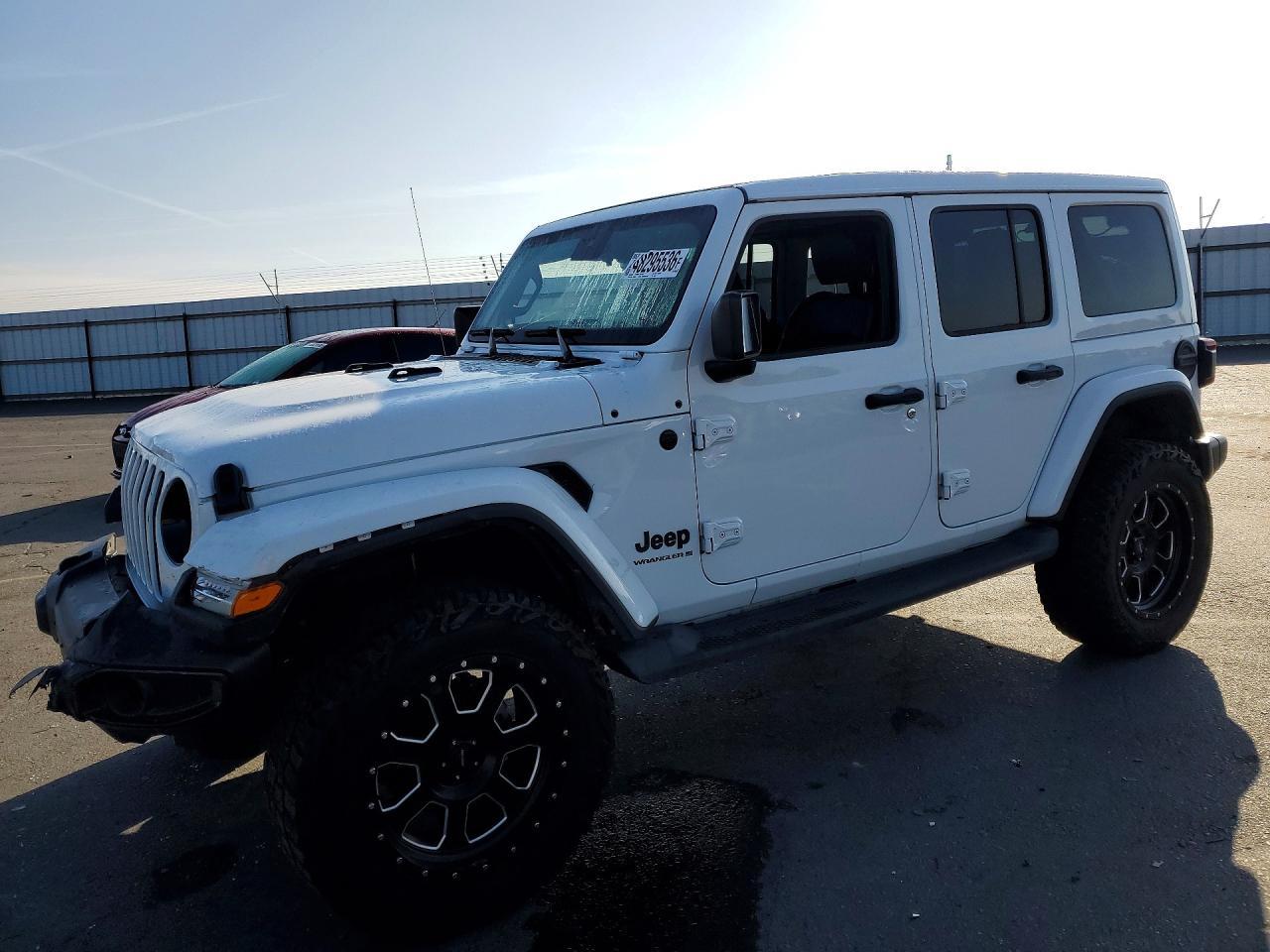 2023 Jeep Wrangler Sahara - zdjęcie główne
