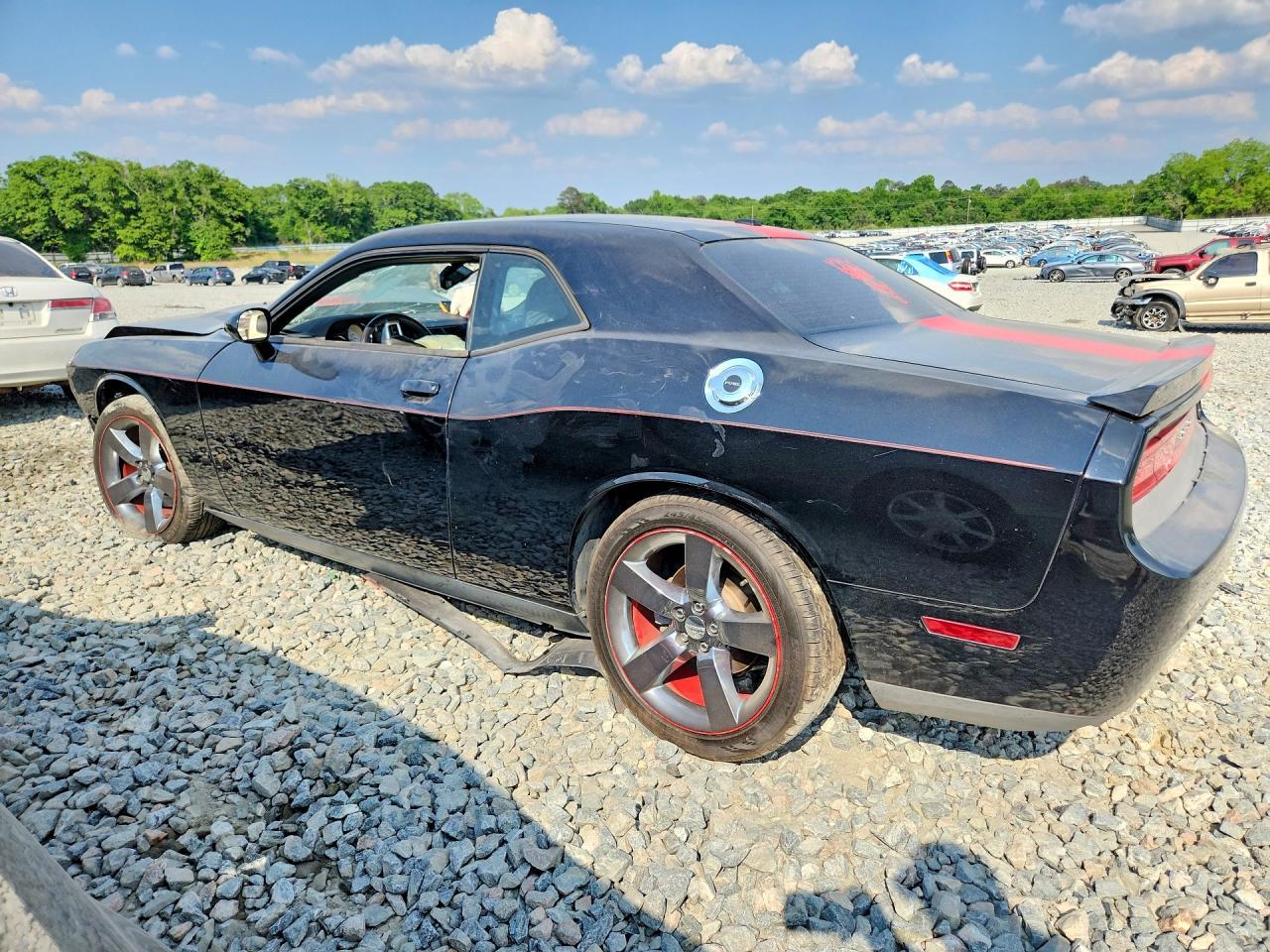 2013 Dodge Challenger Sxt - zdjęcie 2