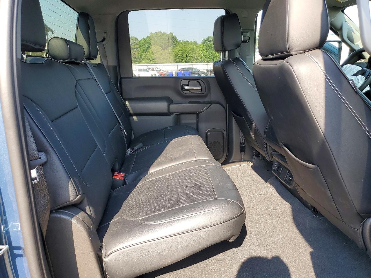 2025 Chevrolet Silverado K2500 Custom - zdjęcie 10