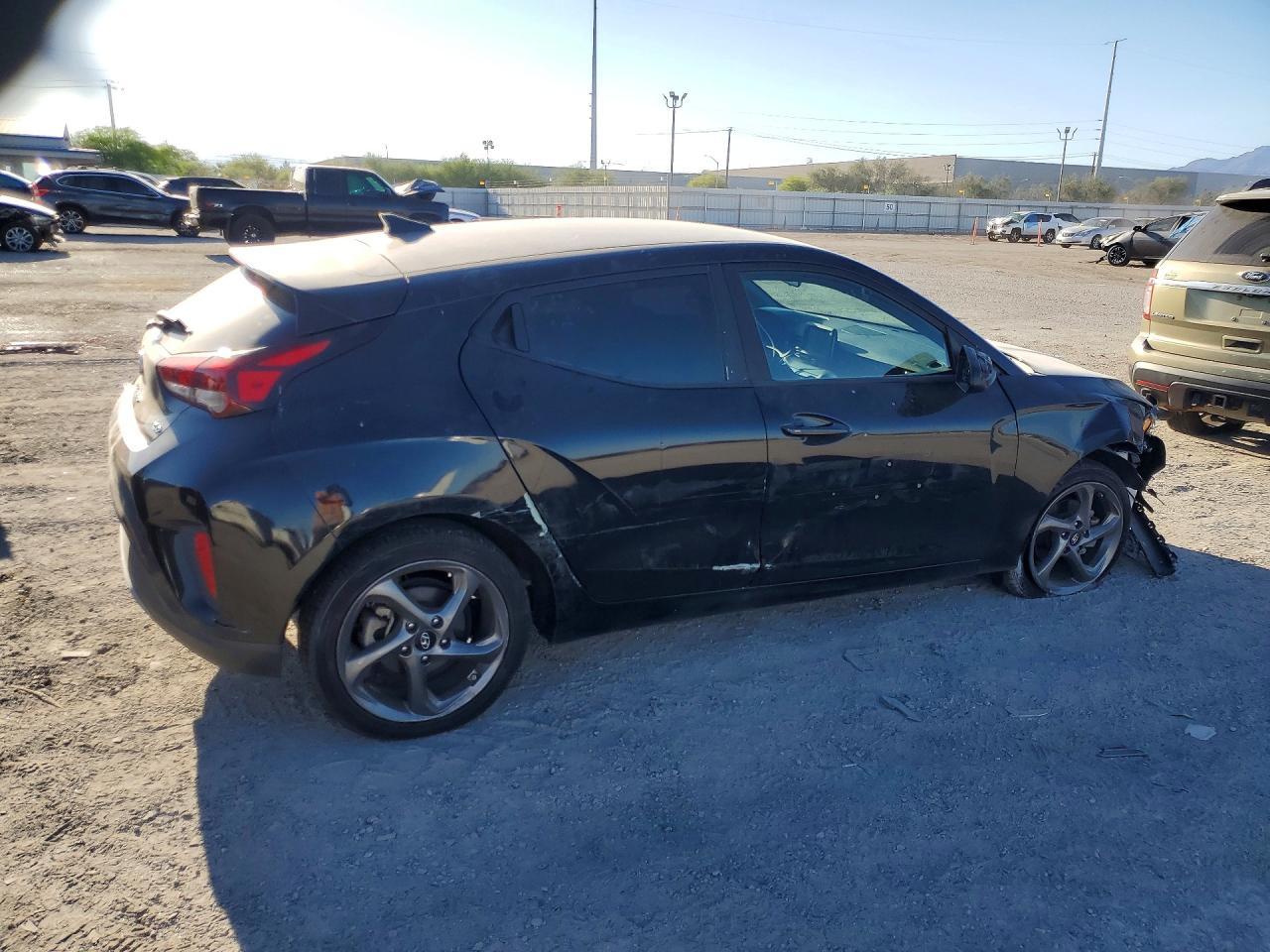 2020 Hyundai Veloster 2.0L - zdjęcie 3