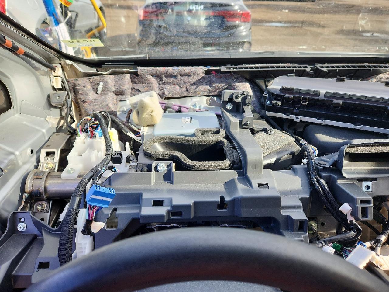 2014 Toyota Prius V Three - zdjęcie 9