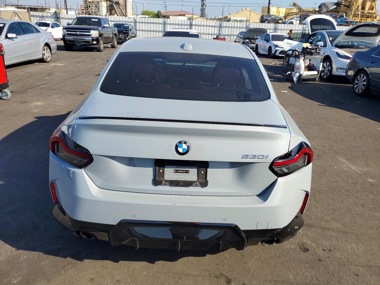 2024 BMW 230I - zdjęcie 6